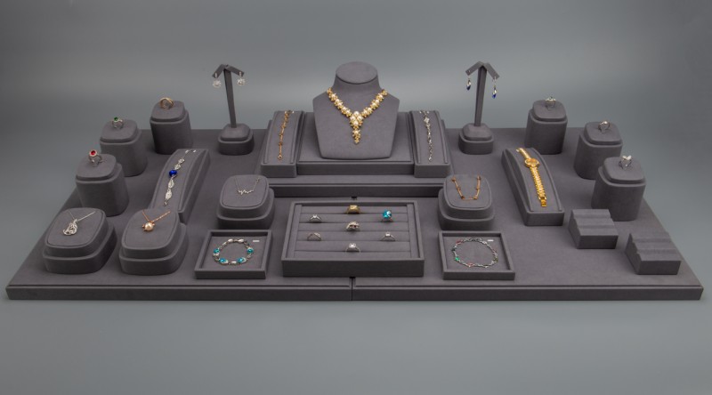 news-blog-45-angela-2026-4-23-jewelry-counter-display-11.jpg